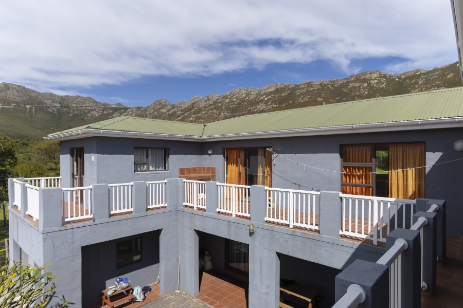 3 Bedroom Property for Sale in Firlands Western Cape